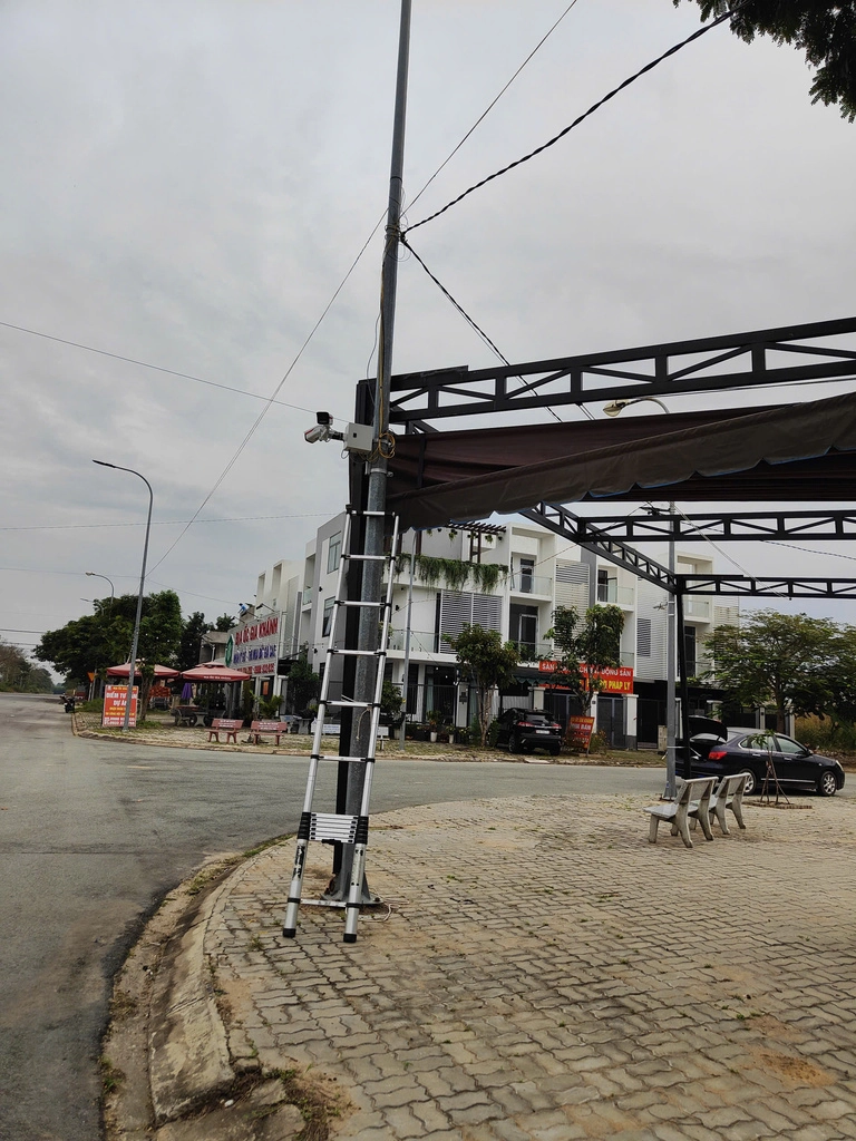 Thi Công Hệ Thống Camera Của Viễn Thông Triệu Năng Mới Chốt